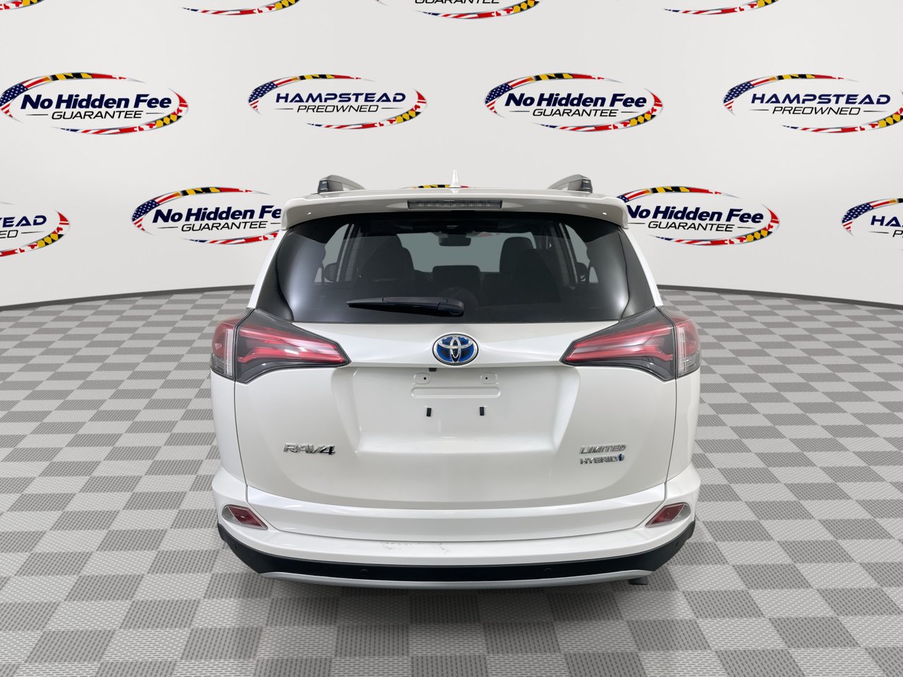 Used 2018 Toyota RAV4 Limited AWD/4WD image 8