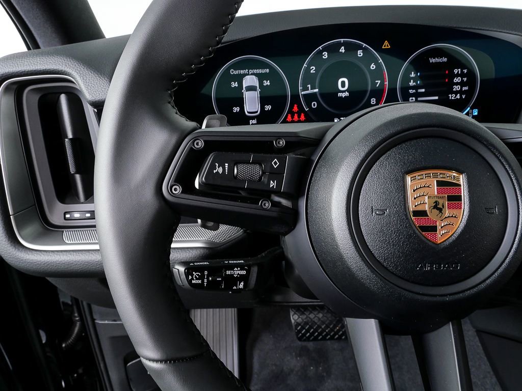 New 2026 Porsche Cayenne image 10