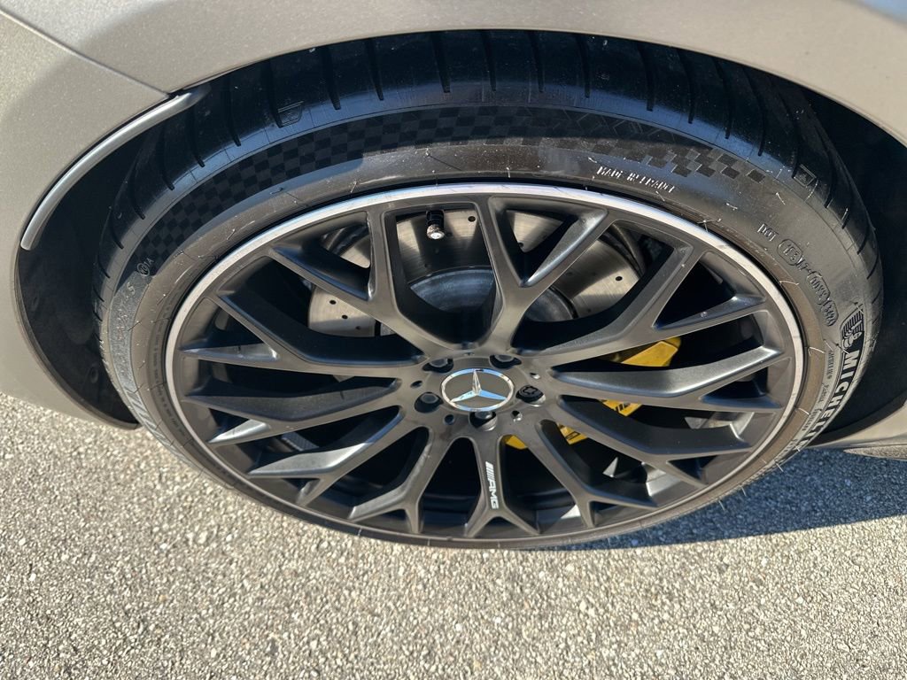 Used 2025 Mercedes-Benz SL 63 AMG 4MATIC image 27