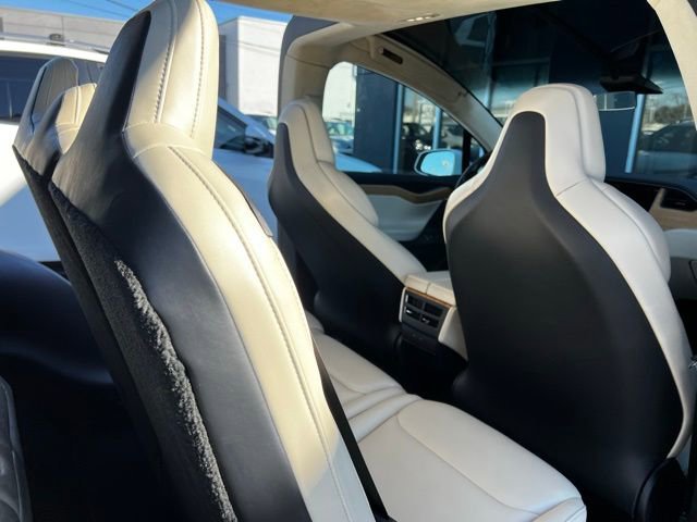 Used 2018 Tesla Model X 100D image 16