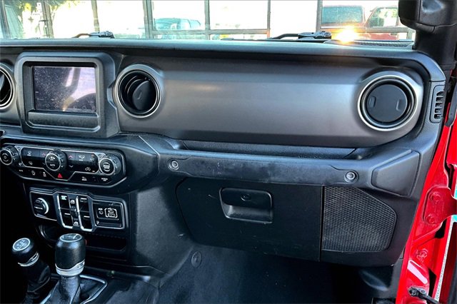 Used 2021 Jeep Gladiator Sport image 22