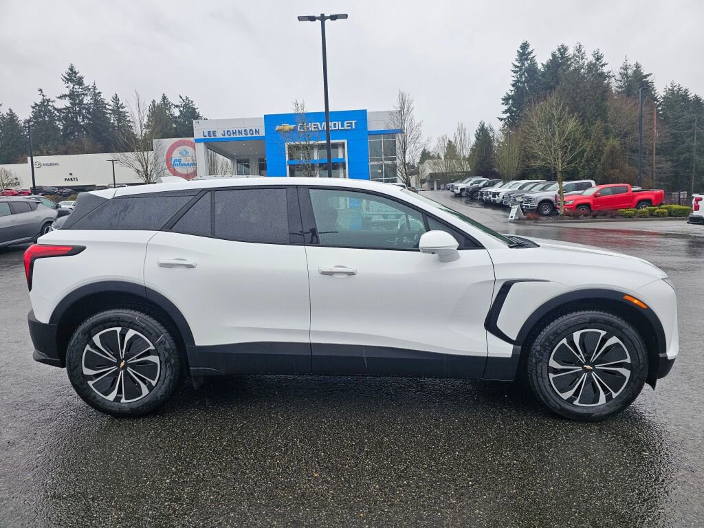 New 2026 Chevrolet Blazer EV LT image 4