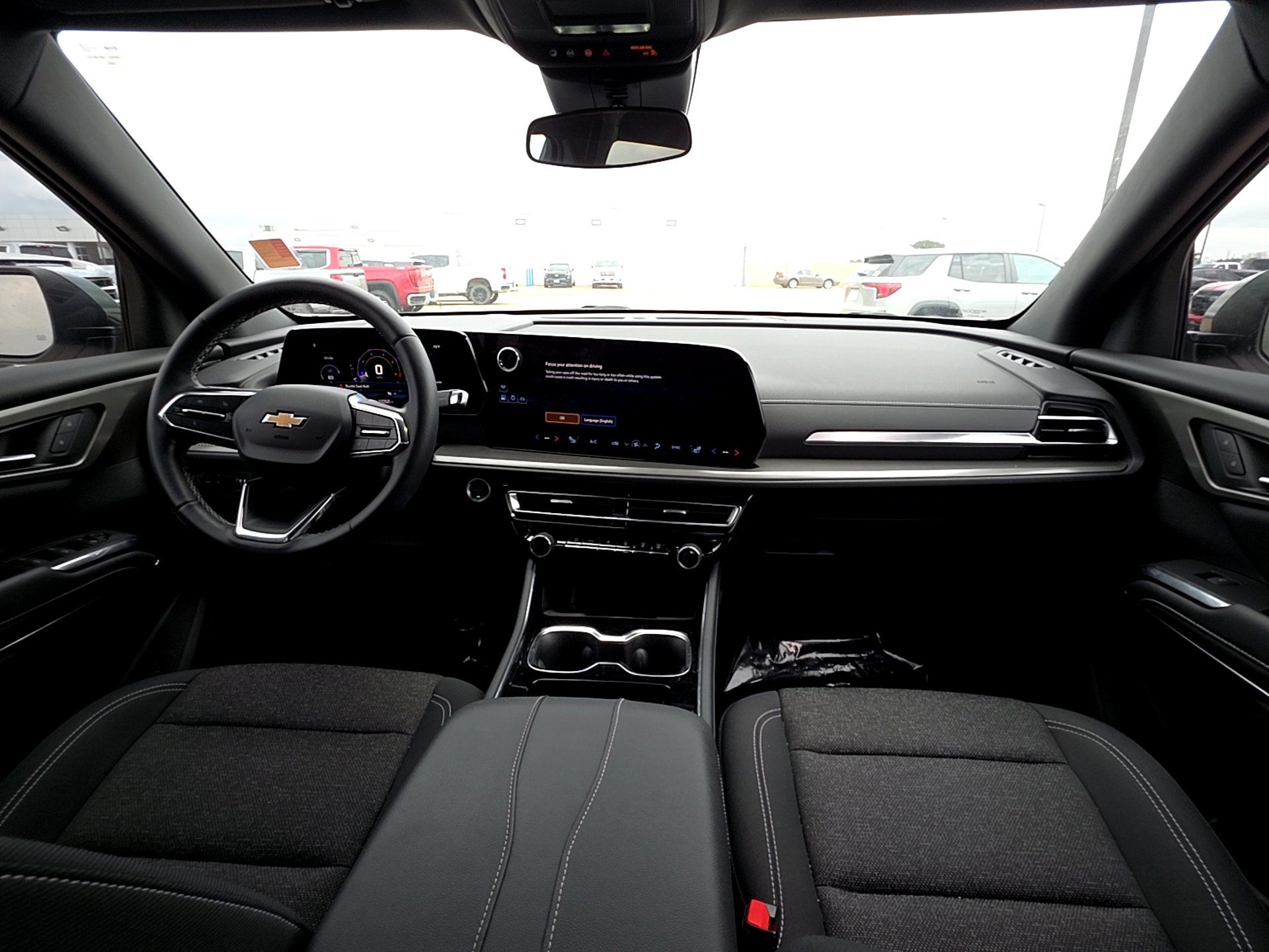 Used 2024 Chevrolet Traverse LT image 13