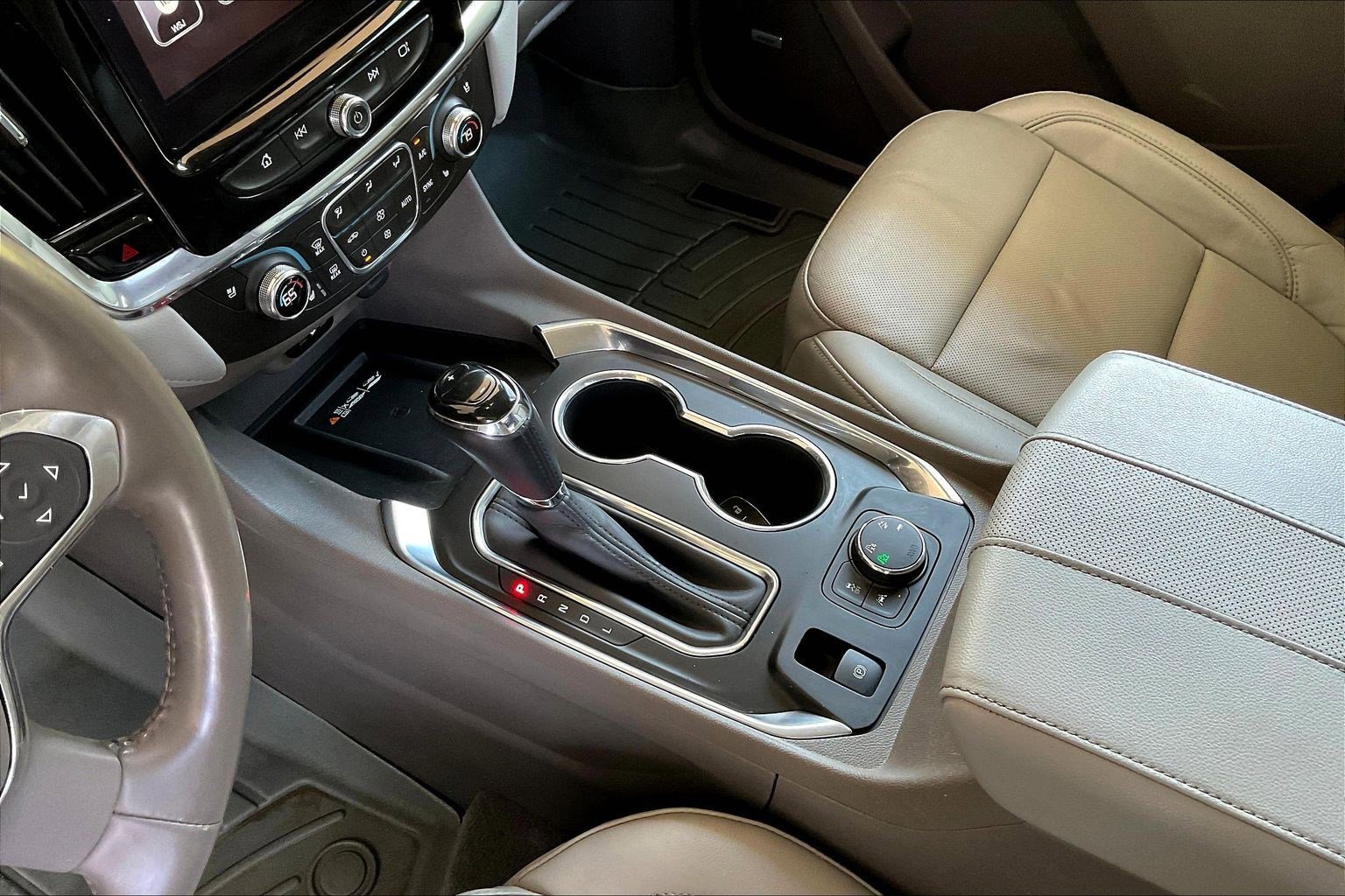 Used 2019 Chevrolet Traverse Premier AWD/4WD image 17