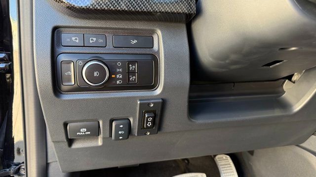 Used 2024 Ford F250 Lariat w/ Lariat Ultimate Package image 35