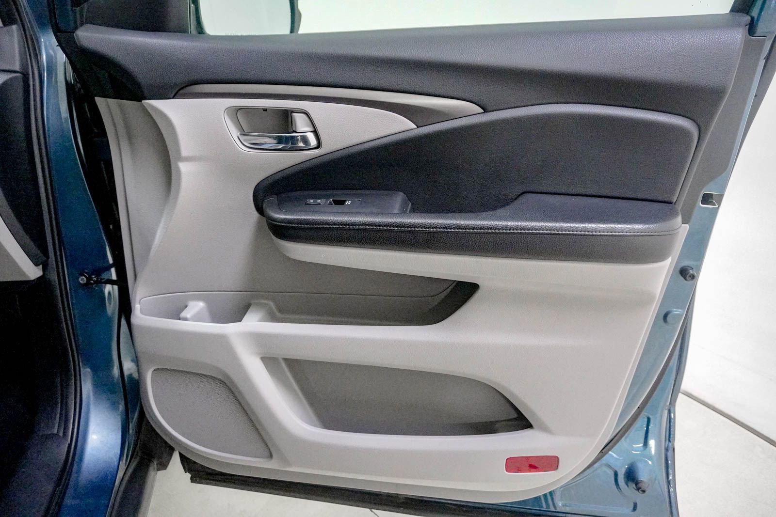 Used 2018 Honda Pilot EX-L image 33