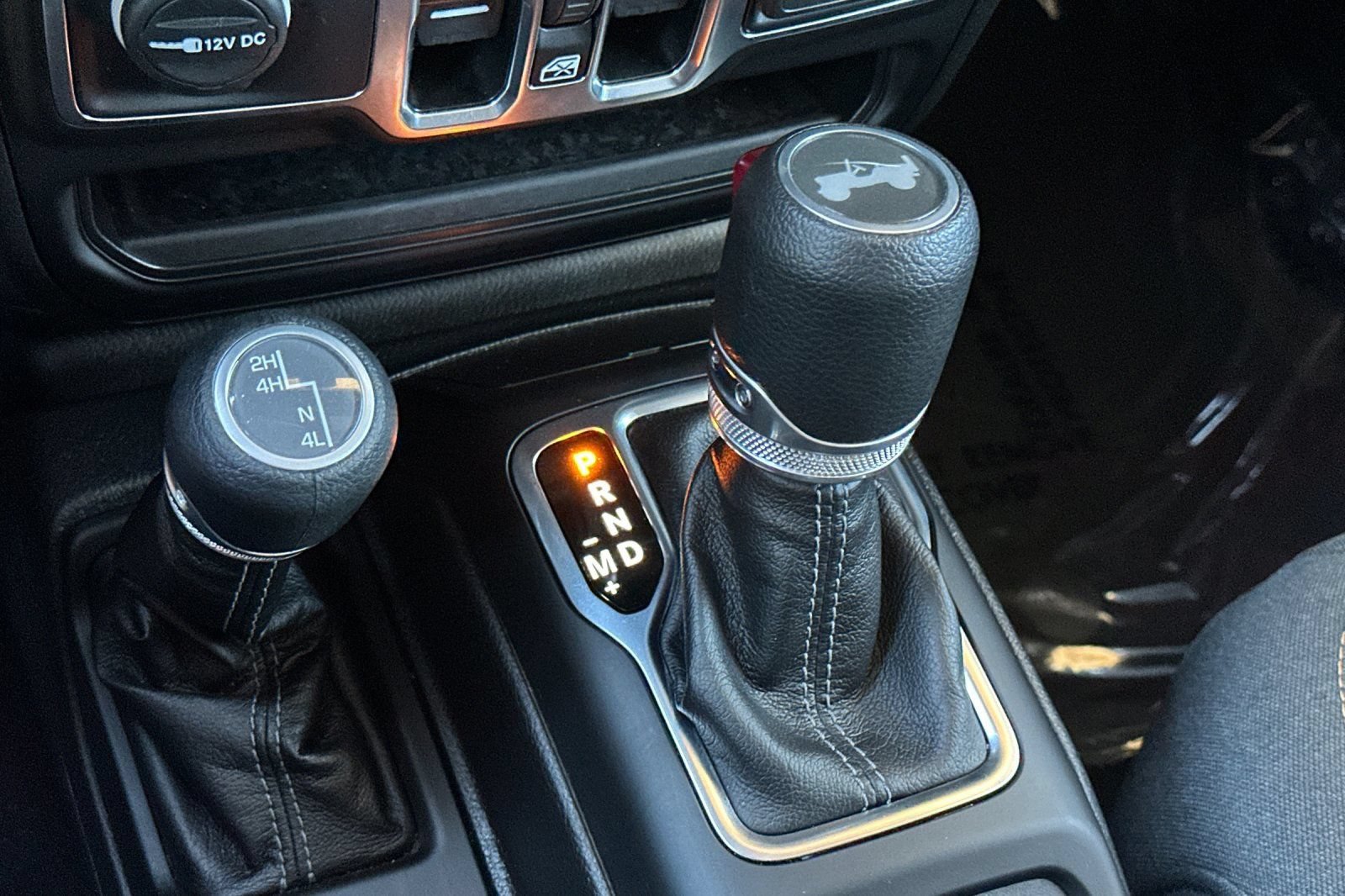 Used 2025 Jeep Wrangler Unlimited Sport AWD/4WD image 21
