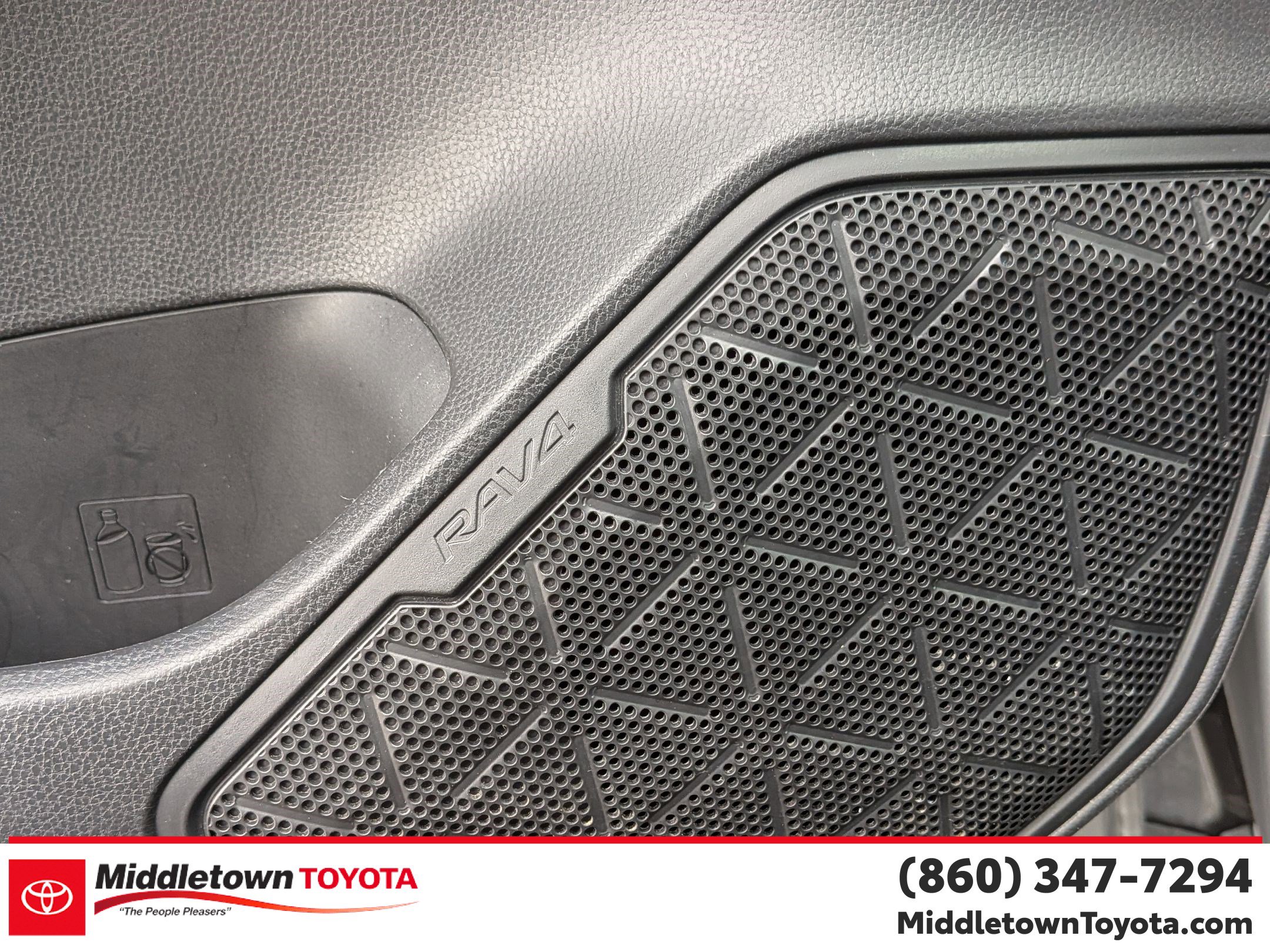 Certified 2025 Toyota RAV4 XLE AWD/4WD image 13