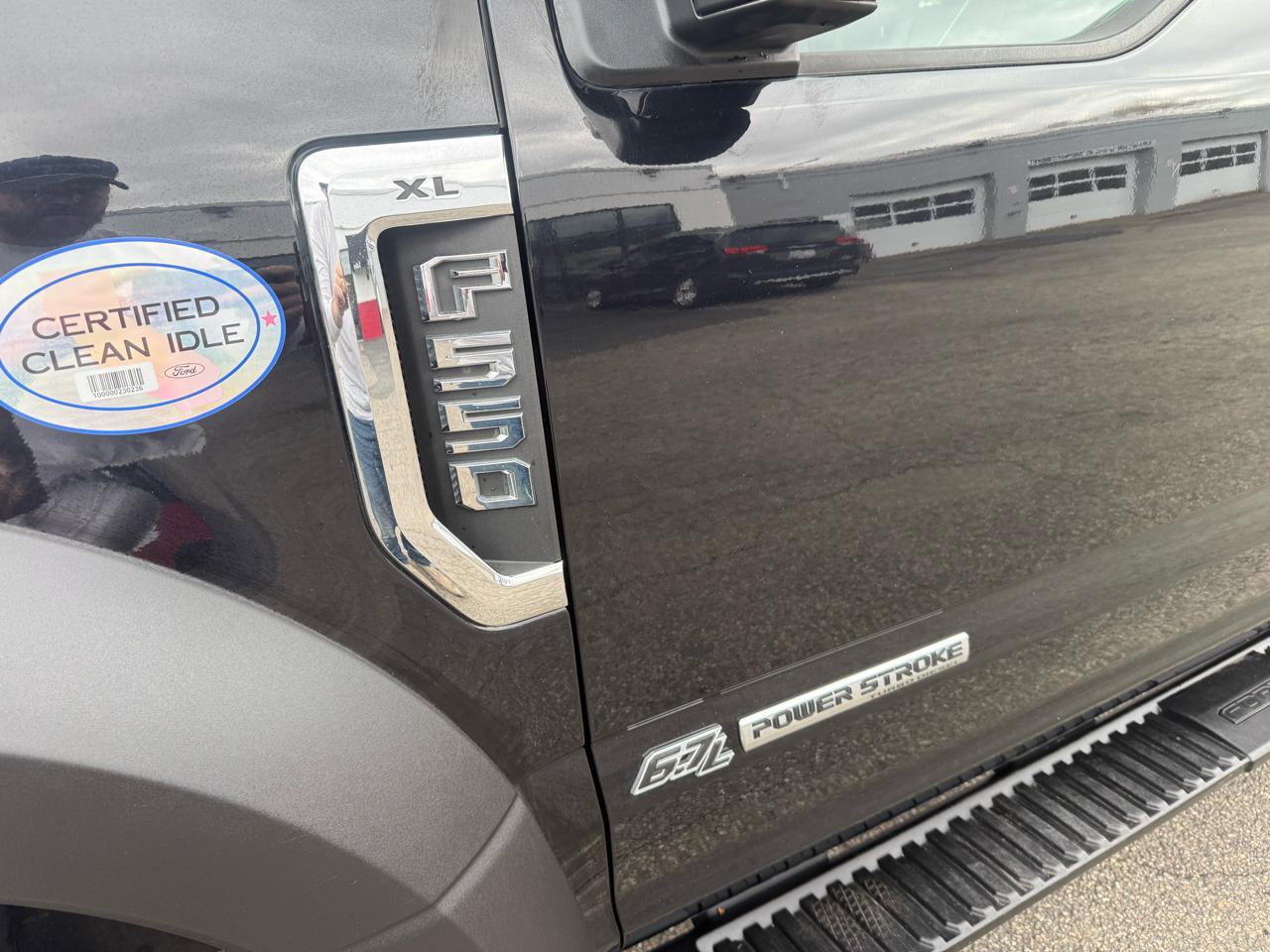 Used 2017 Ford F550 4x4 SuperCab Super Duty image 6