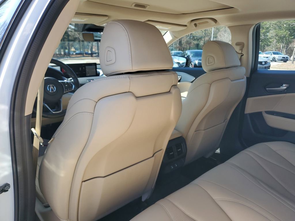 Certified 2025 Acura TLX w/ Technology Package image 10