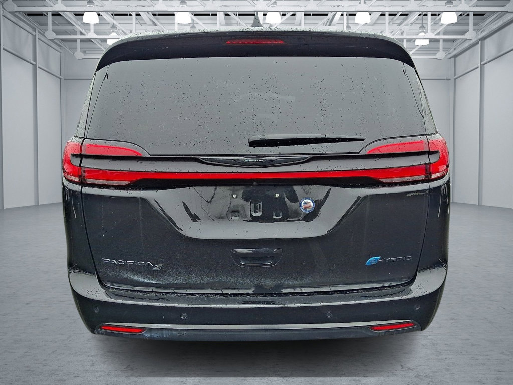 Used 2023 Chrysler Pacifica Limited w/ S Appearance Package image 4