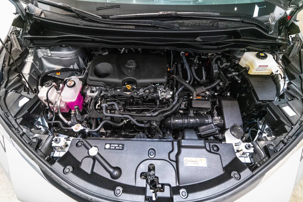 Certified 2025 Toyota Sienna XLE w/ XLE Plus Package FWD image 41