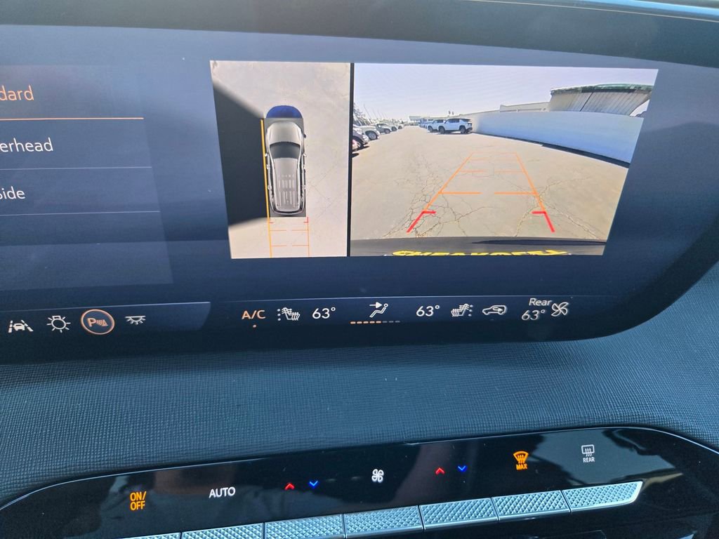 Used 2025 Buick Enclave Sport Touring w/ Power Package image 17