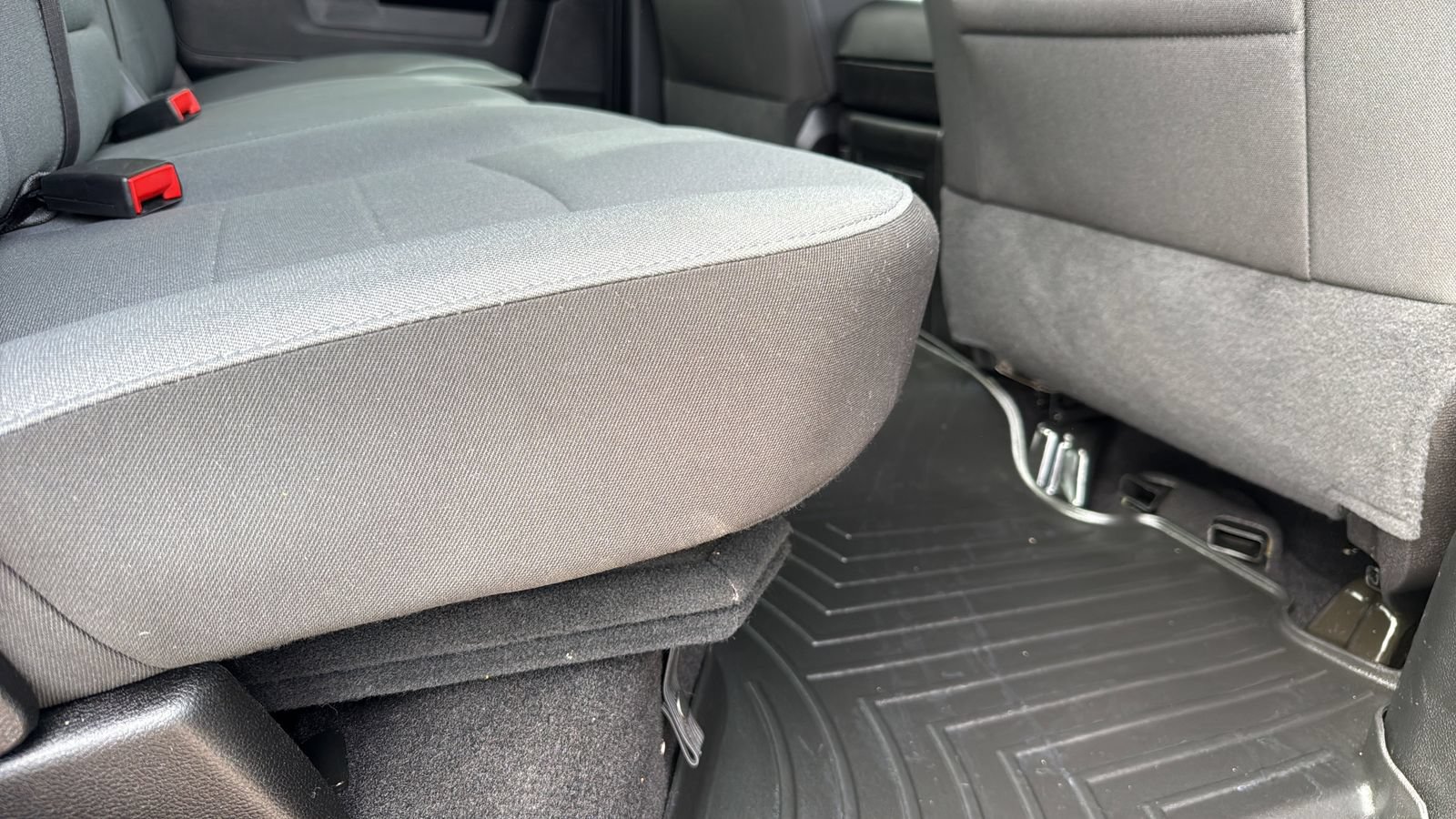 Used 2023 RAM 1500 Classic SLT AWD/4WD image 26