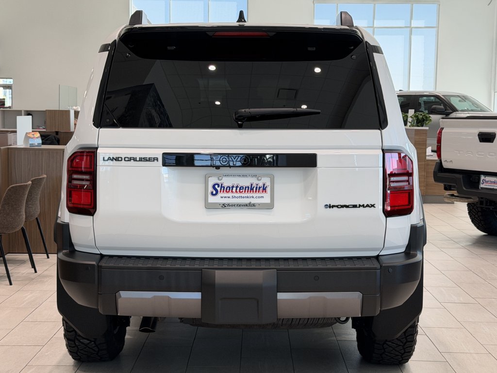Used 2026 Toyota Land Cruiser w/ Premium Package AWD/4WD image 5