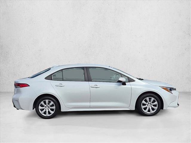 Used 2024 Toyota Corolla LE FWD image 4