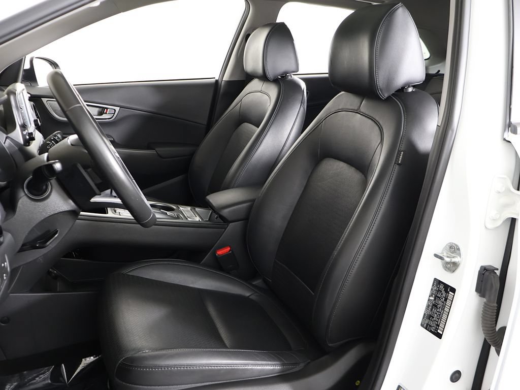 Used 2021 Hyundai Kona Limited FWD image 29