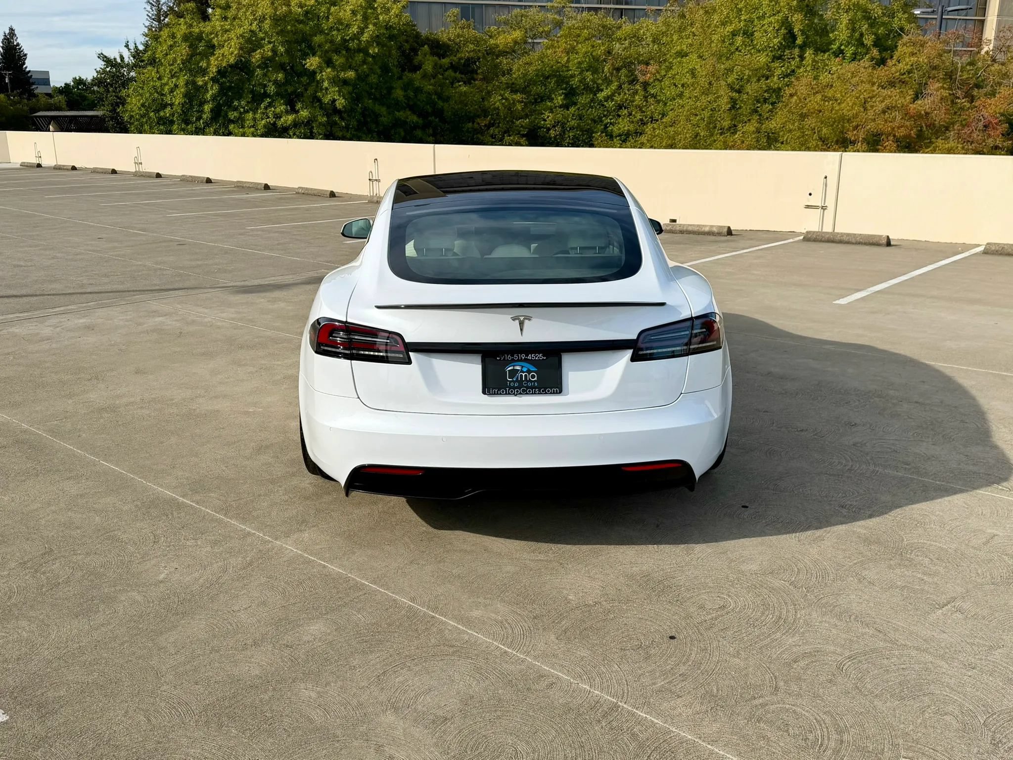 Used 2022 Tesla Model S Standard Range AWD/4WD image 17