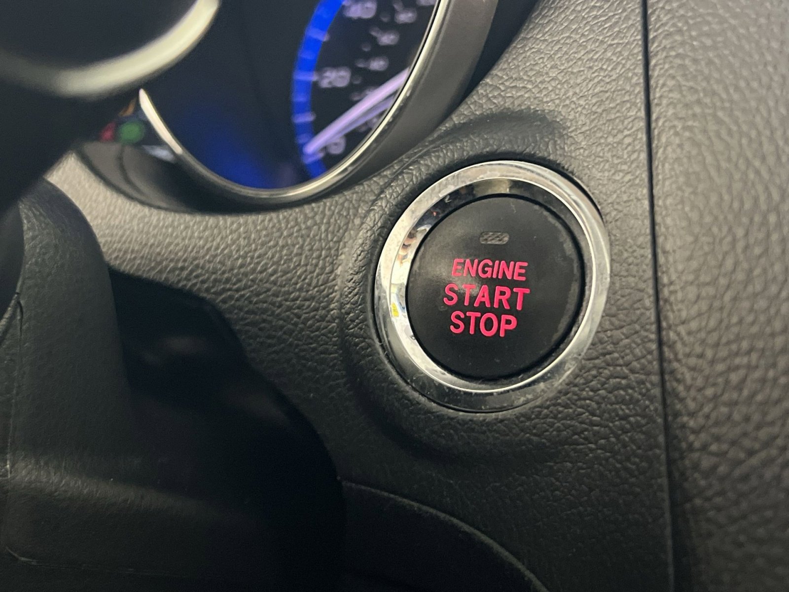 Used 2018 Subaru Outback 2.5i Touring image 36