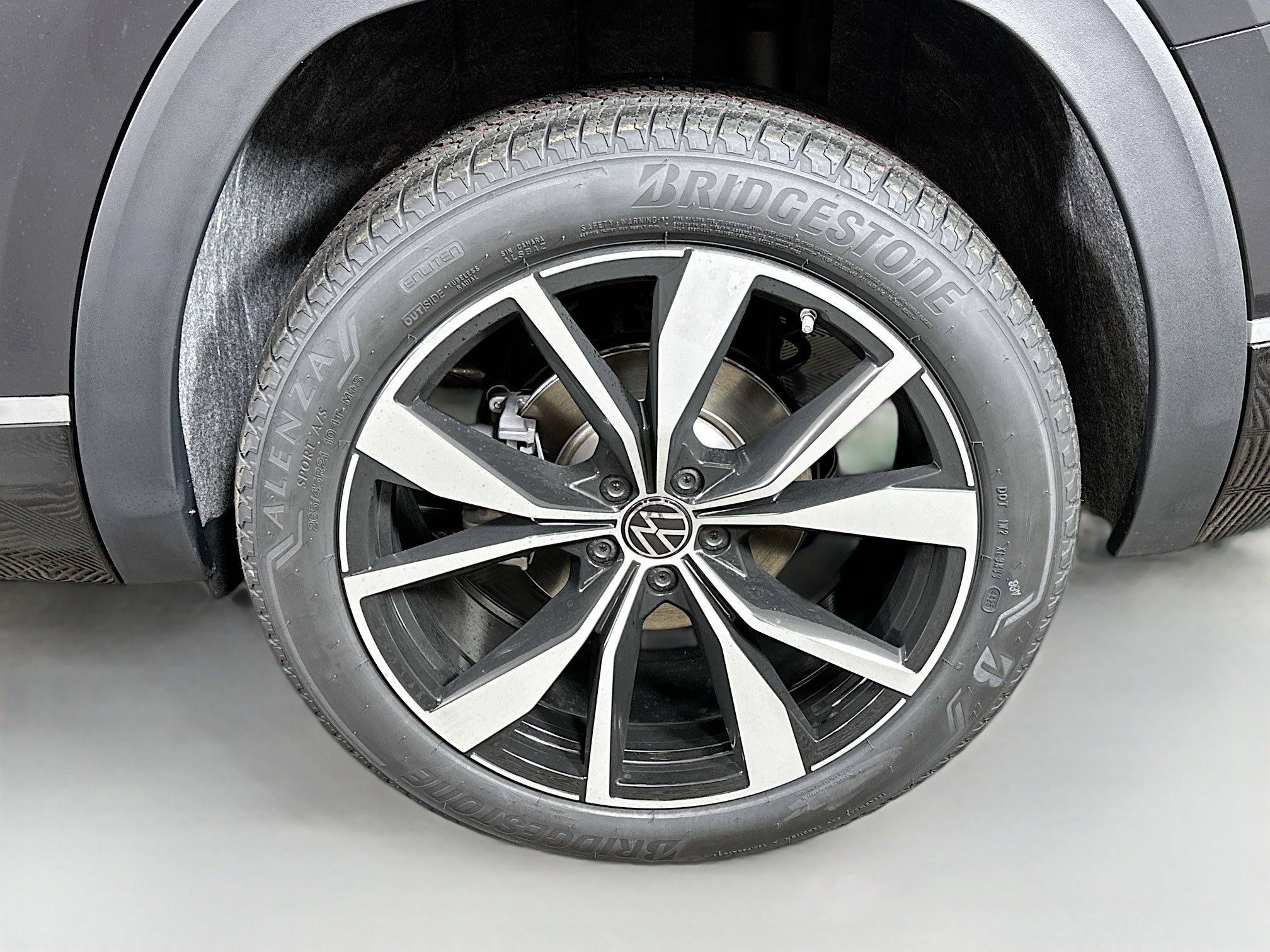 New 2026 Volkswagen Atlas SEL Premium R-Line image 32