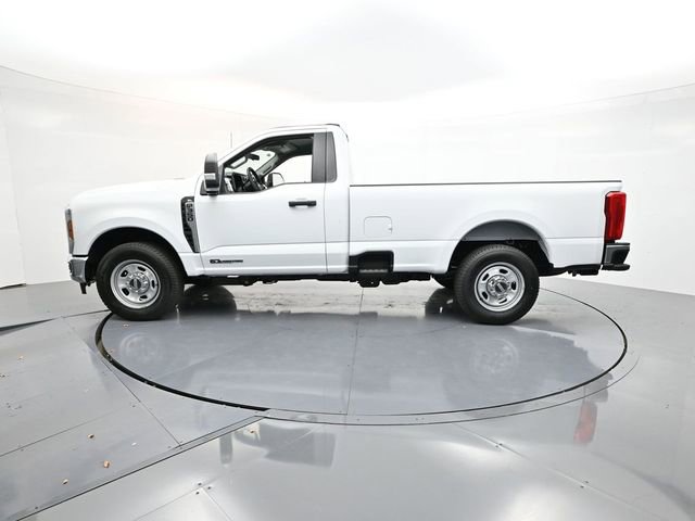 New 2026 Ford F350 XL w/ XL Chrome Package image 4
