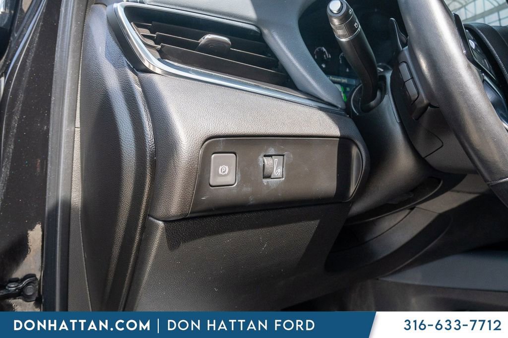 Used 2024 Buick Enclave Essence w/ Sport Touring Edition image 15