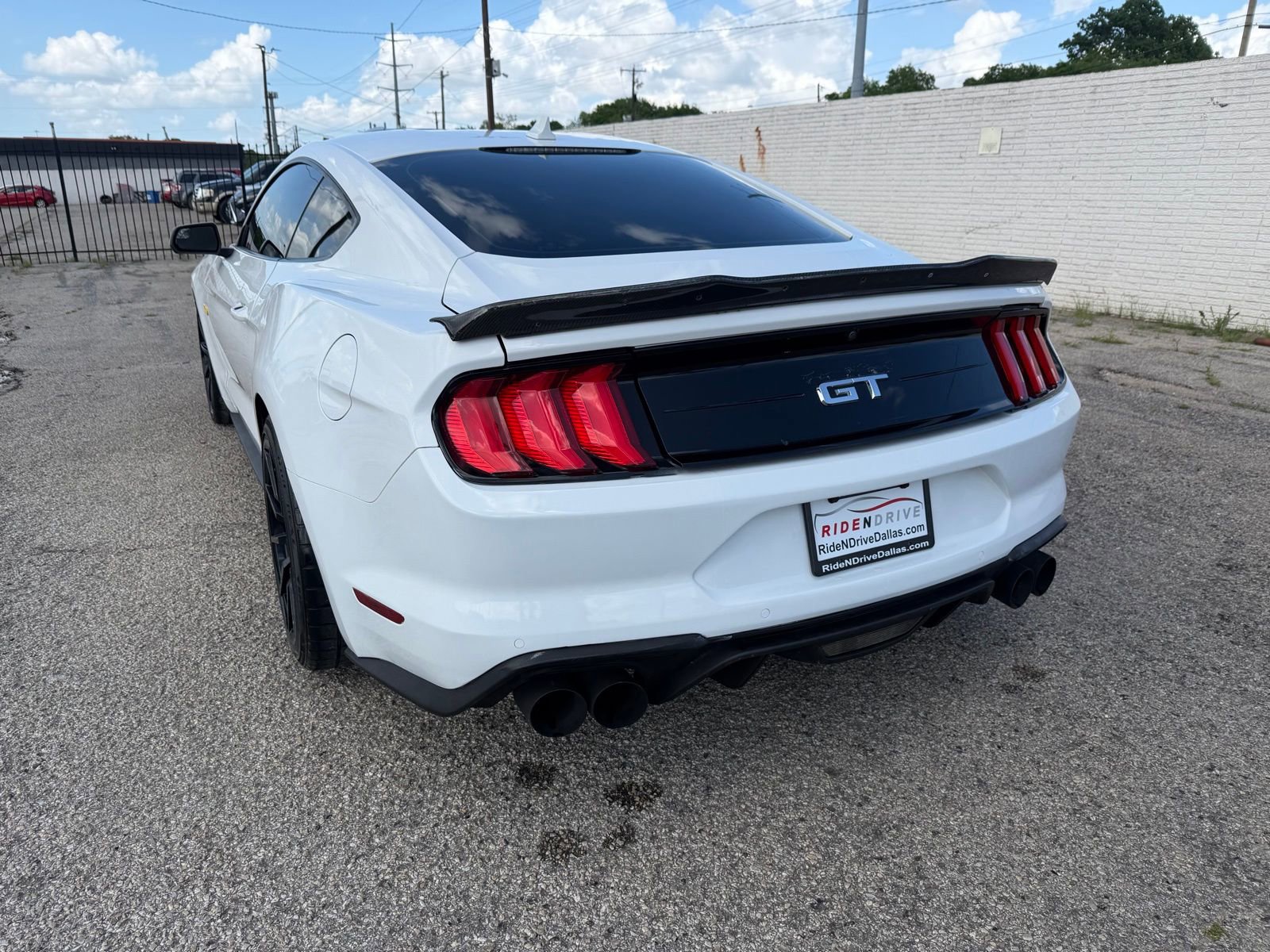 Used 2020 Ford Mustang GT RWD image 5