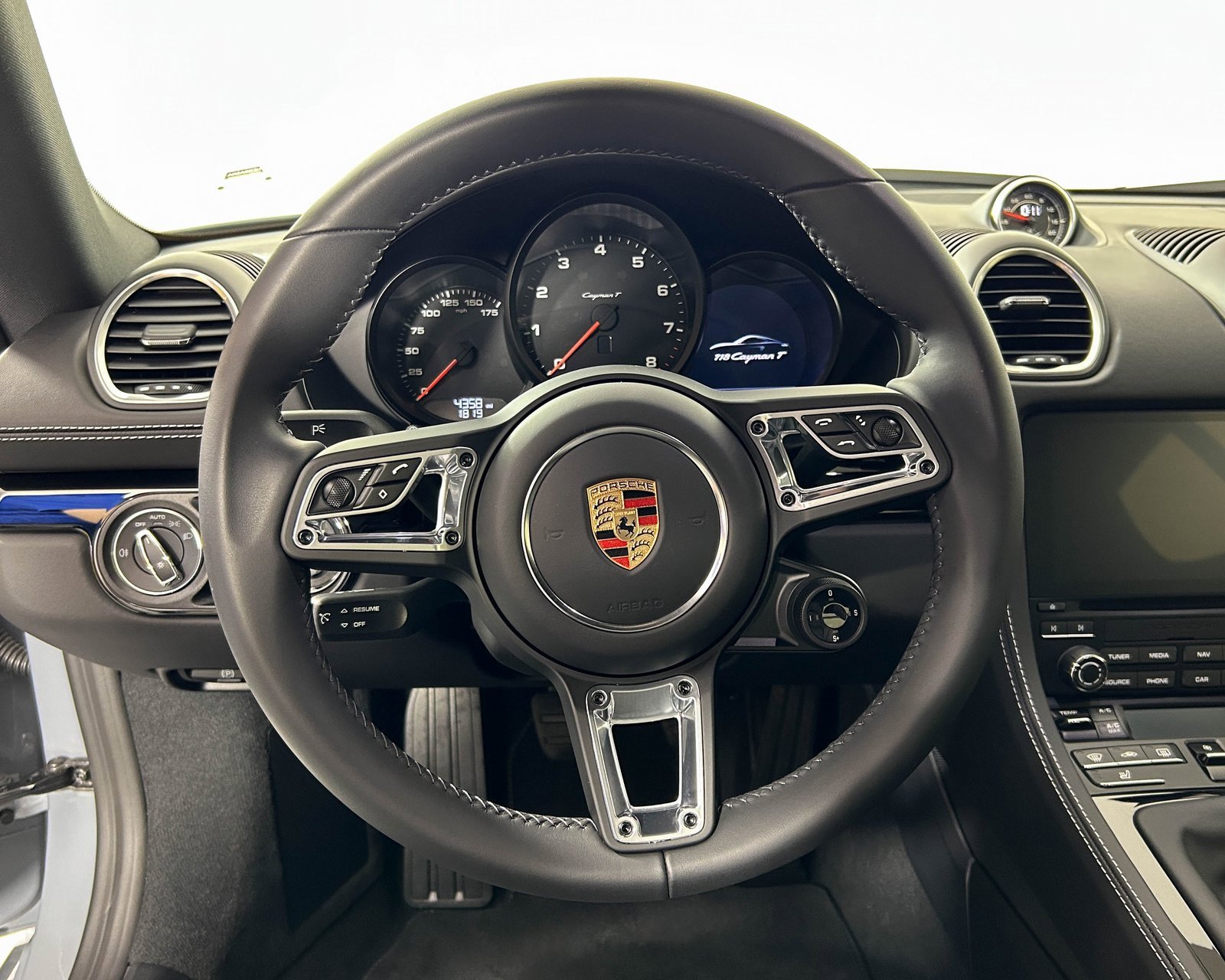 Used 2023 Porsche 718 Cayman image 18