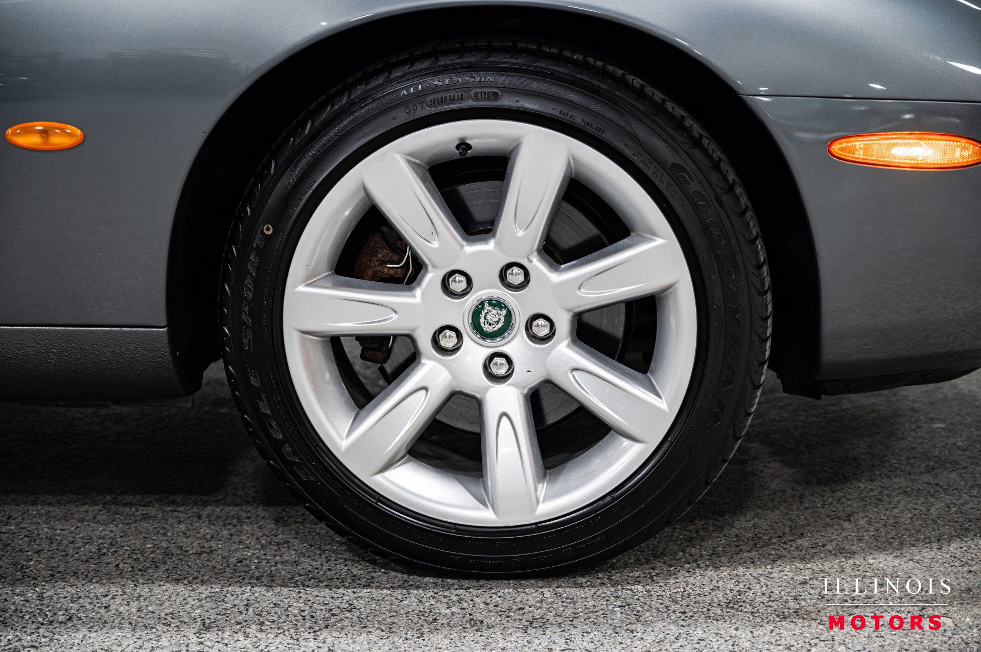 Used 2003 Jaguar XK8 Coupe image 15