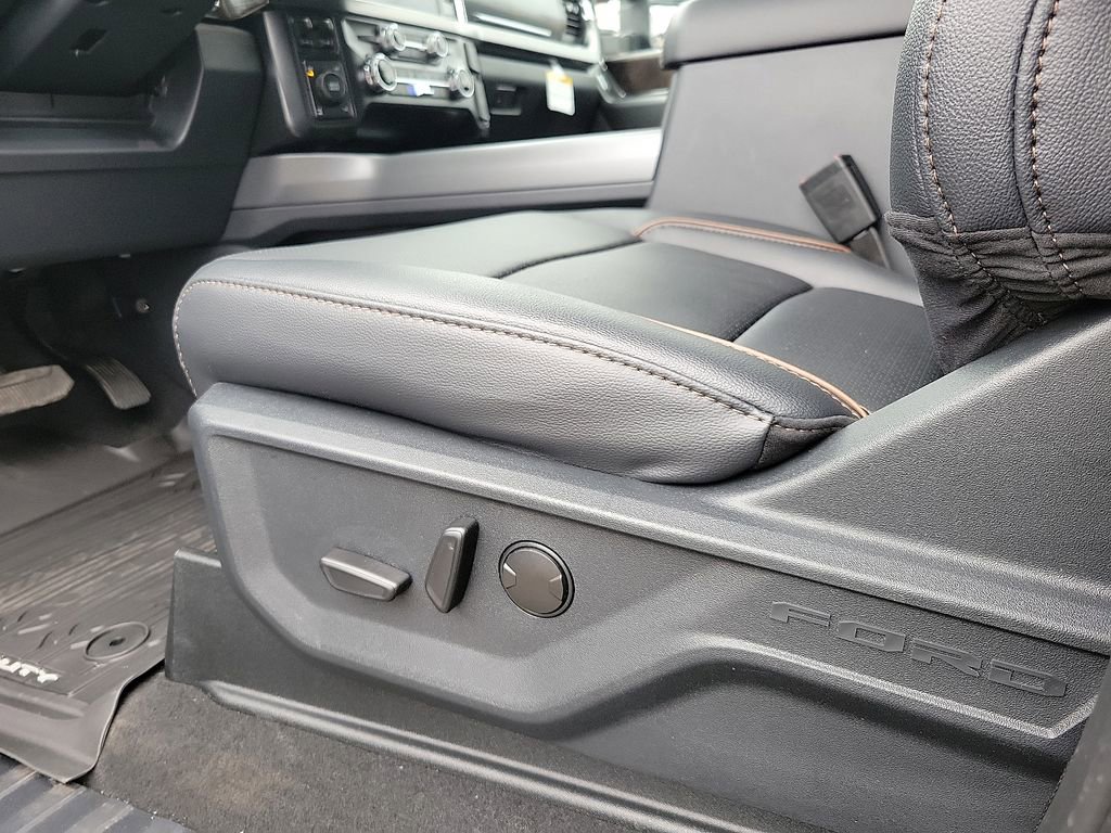 New 2026 Ford F350 Lariat w/ Lariat Ultimate Package image 12