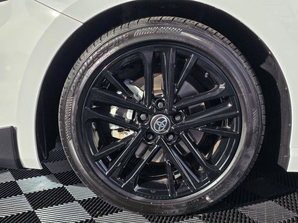 Used 2025 Toyota Camry SE image 57