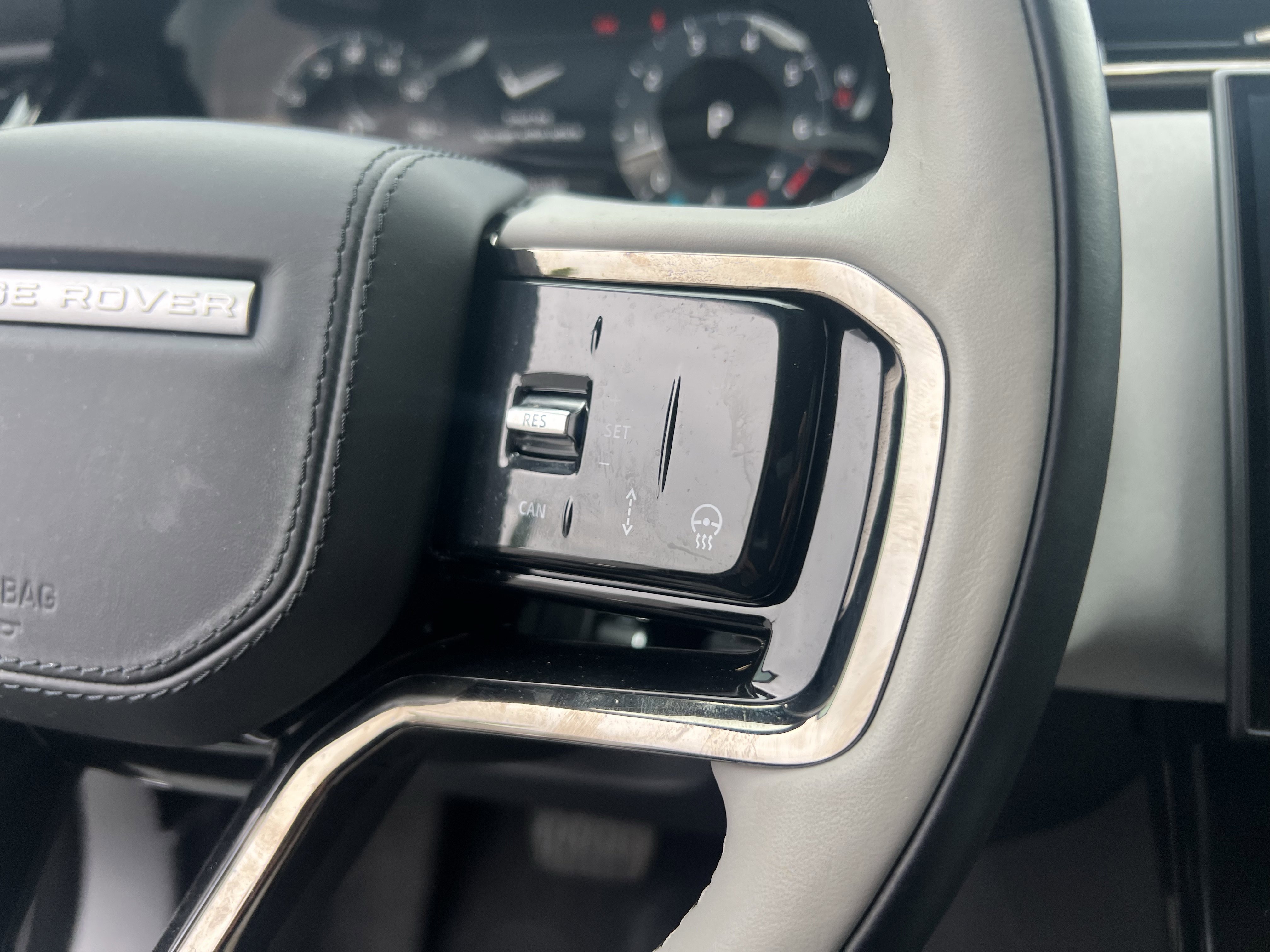 Certified 2026 Land Rover Range Rover Velar S AWD/4WD image 22