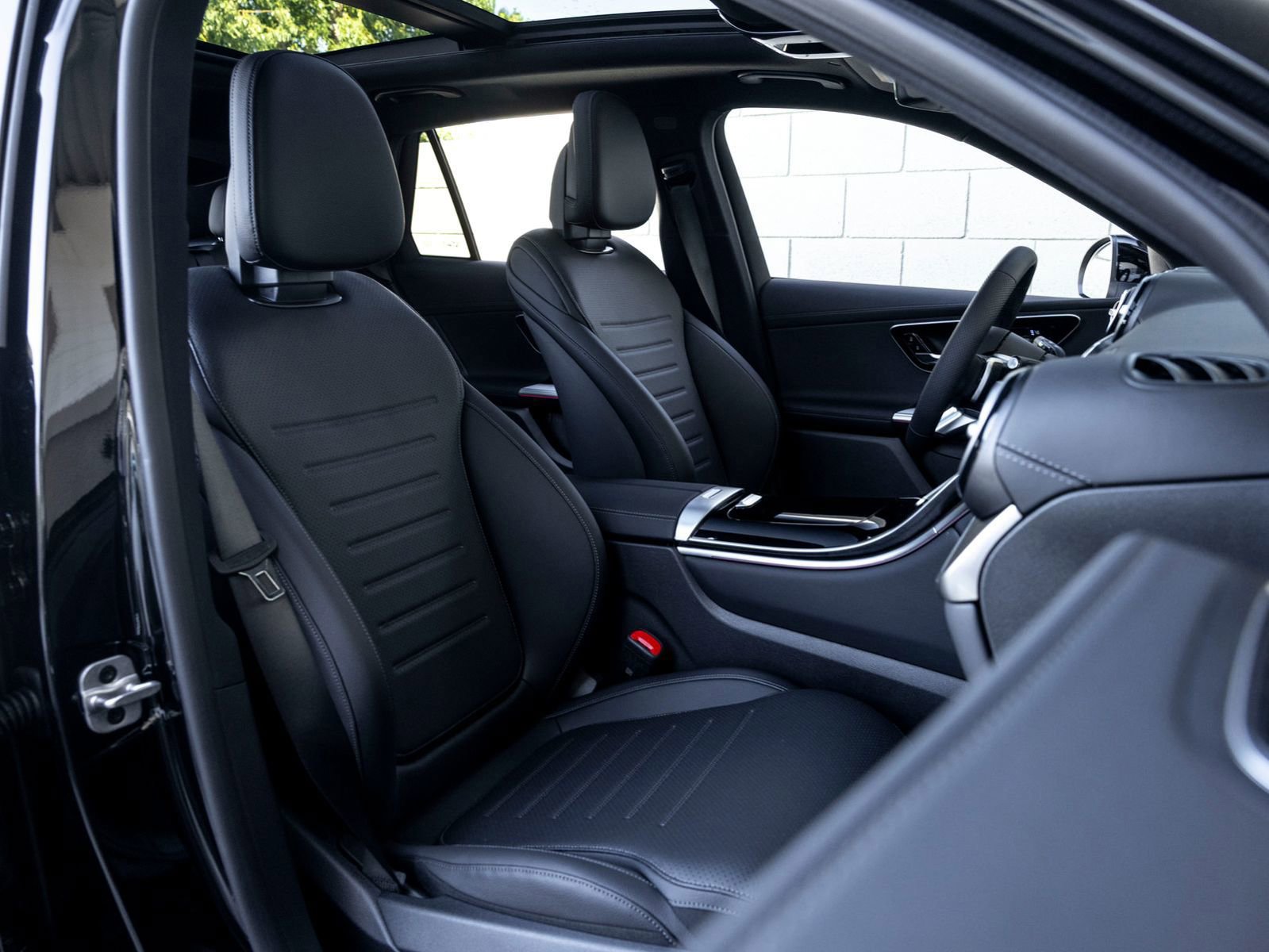 New 2026 Mercedes-Benz GLC 300 image 27