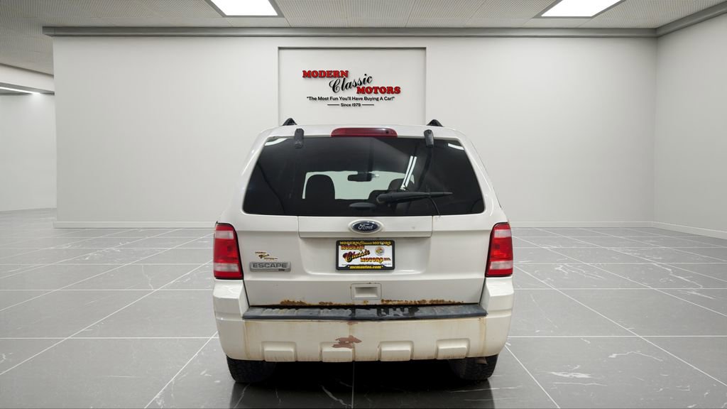 Used 2011 Ford Escape XLT image 6