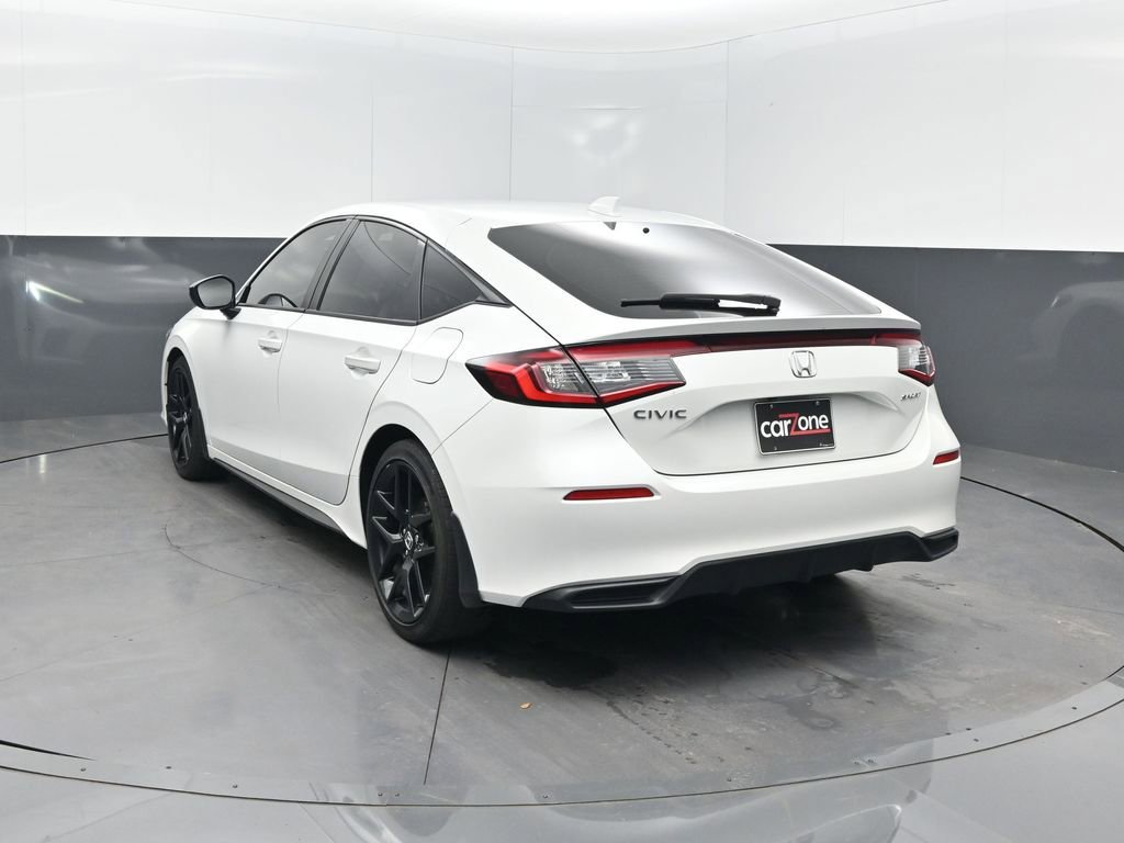 Used 2024 Honda Civic Sport image 3