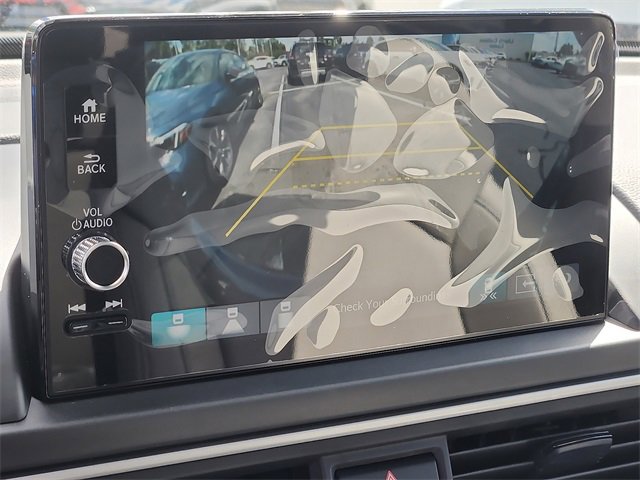 New 2025 Honda Pilot Touring image 18