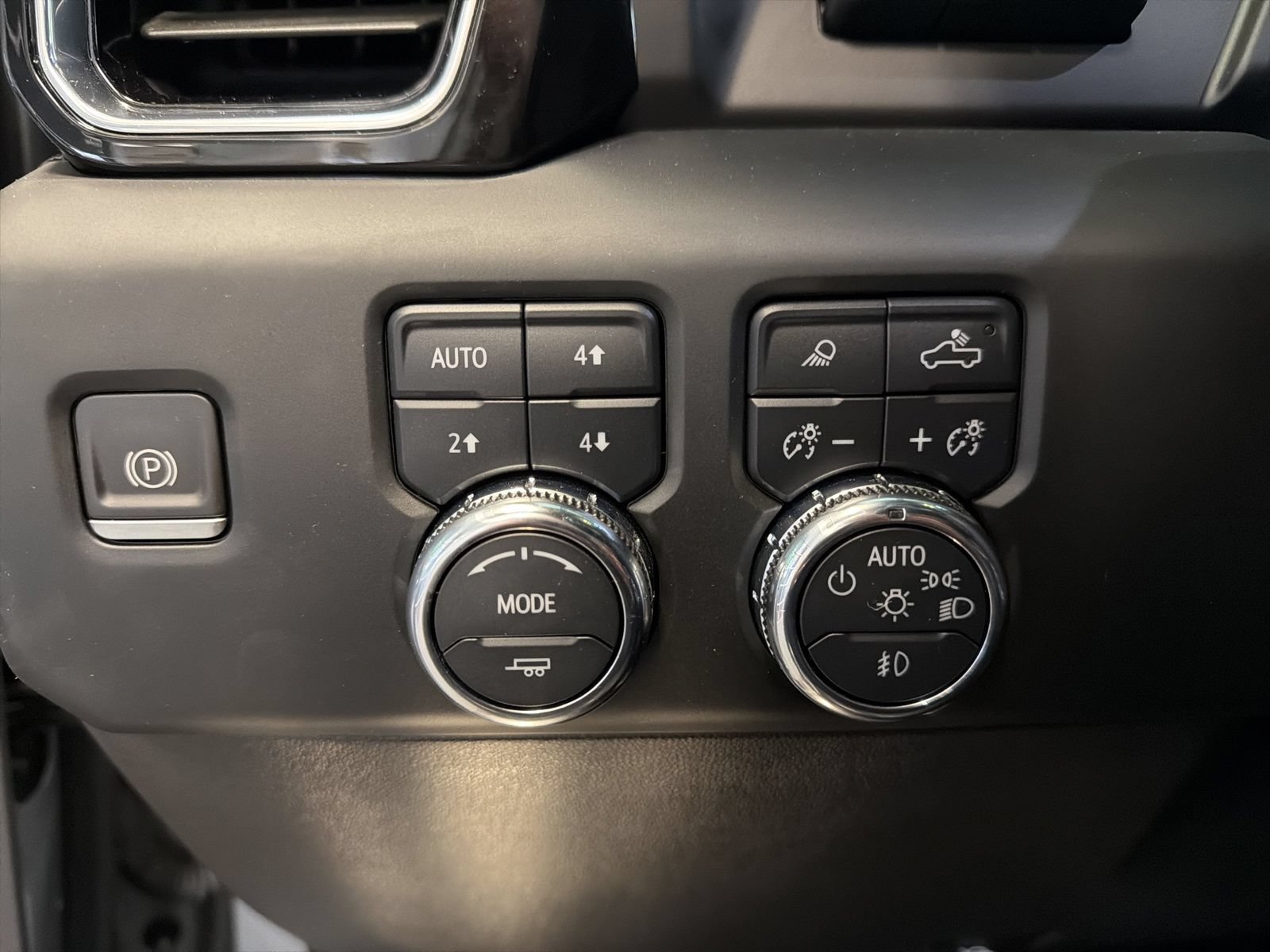 Used 2023 GMC Sierra 1500 Denali w/ Denali Reserve Package AWD/4WD image 18
