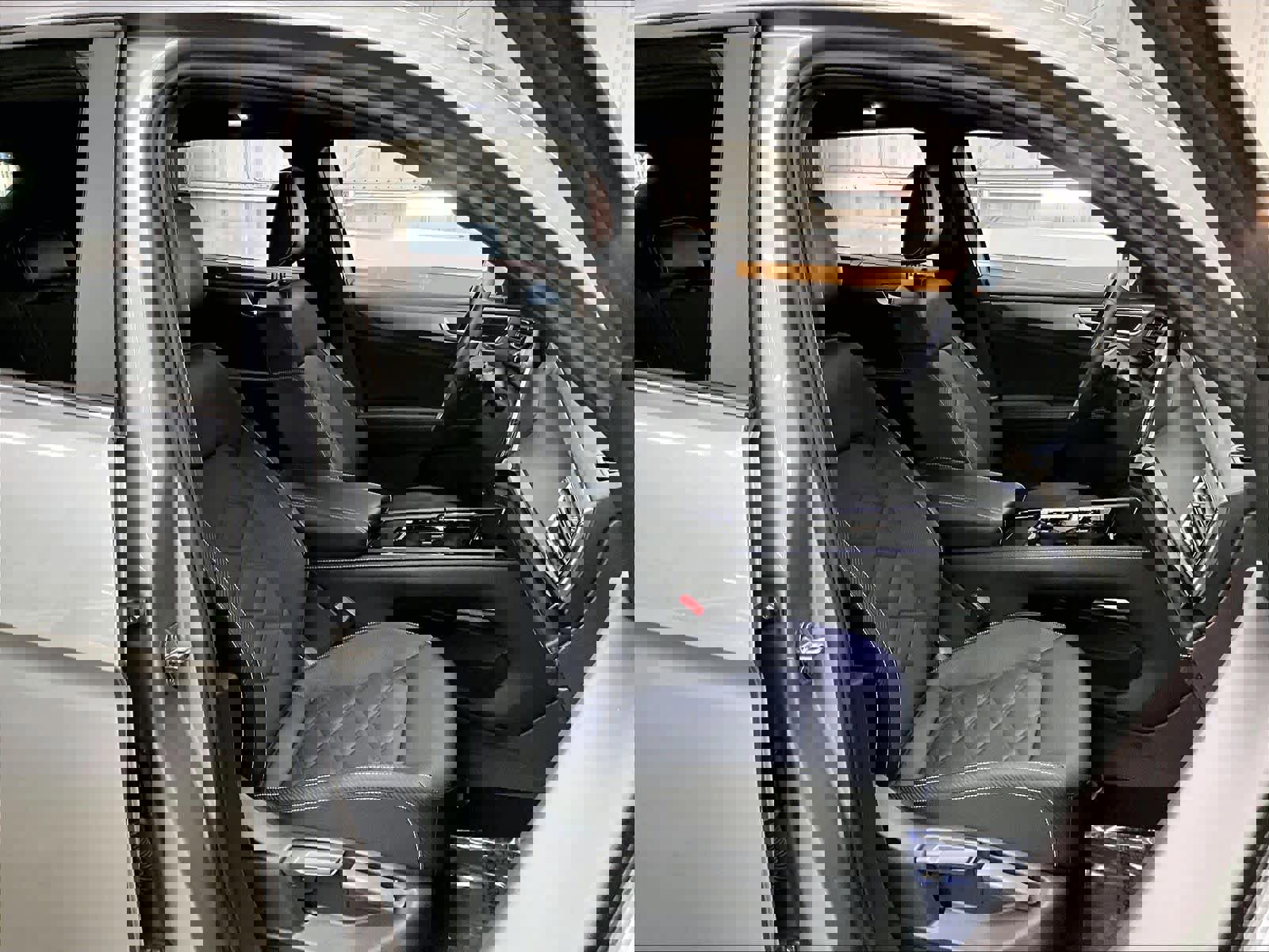 Used 2024 Volkswagen Atlas Cross Sport SE w/ Panoramic Sunroof Package image 10