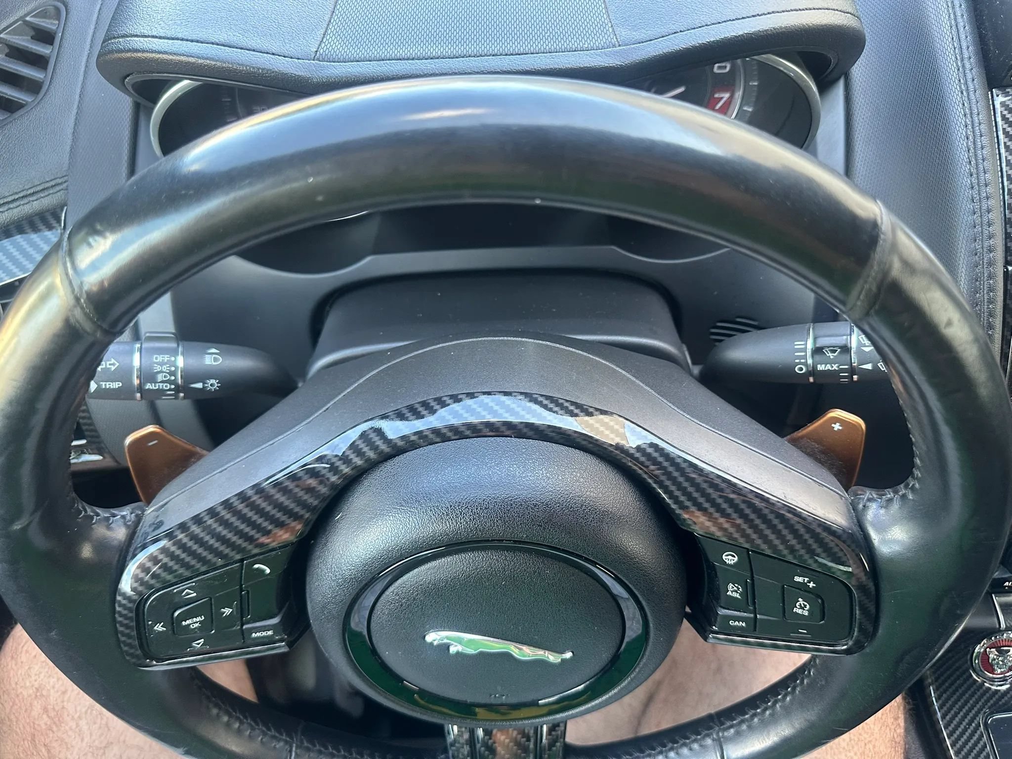 Used 2014 Jaguar F-TYPE S RWD image 33