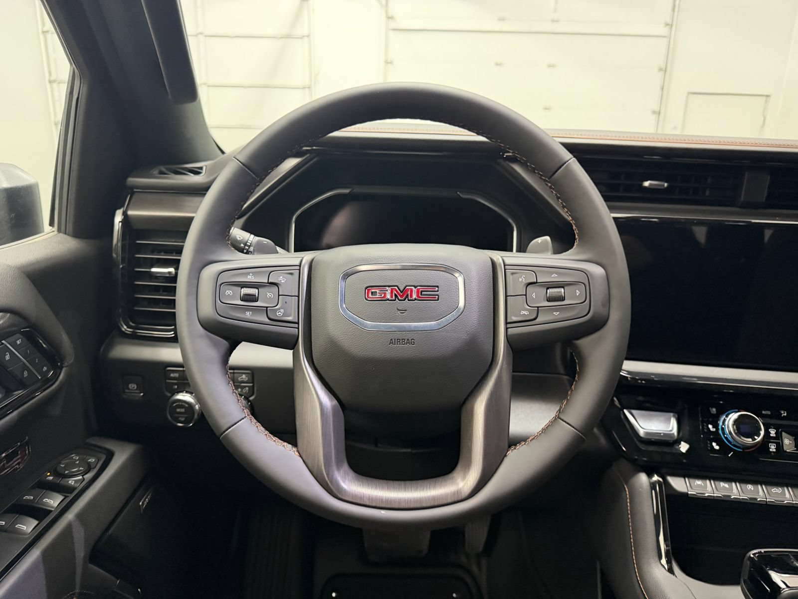 New 2026 GMC Sierra 1500 AT4 w/ AT4 Preferred Package AWD/4WD image 30