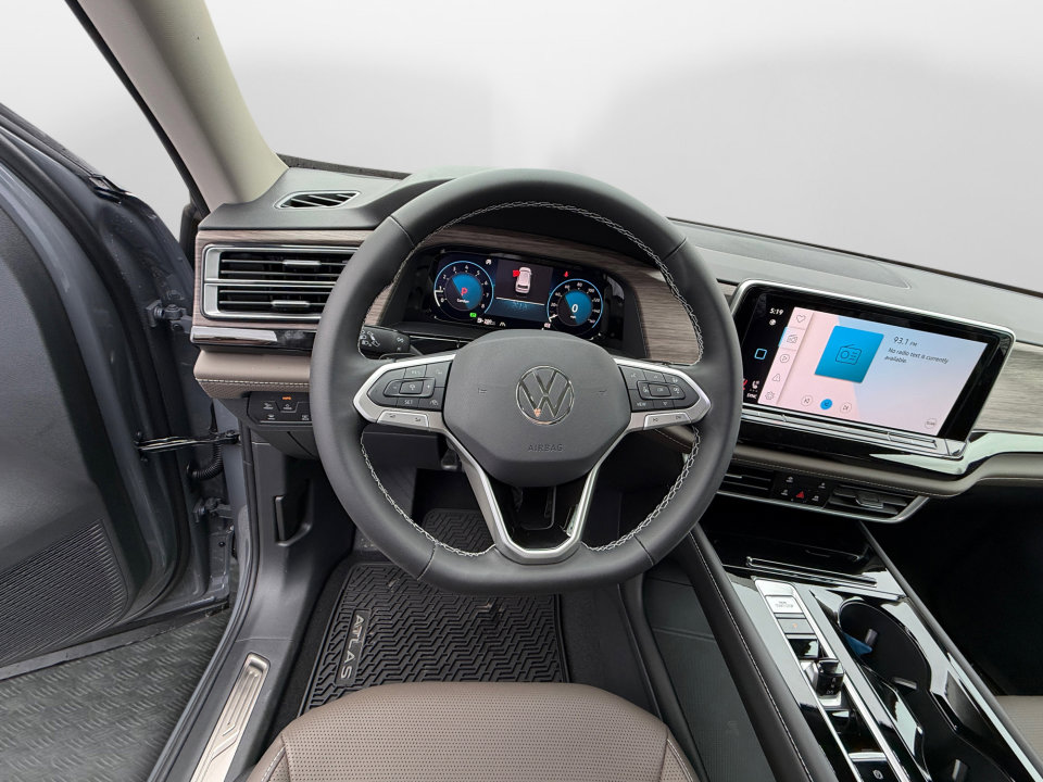 New 2026 Volkswagen Atlas SEL image 10