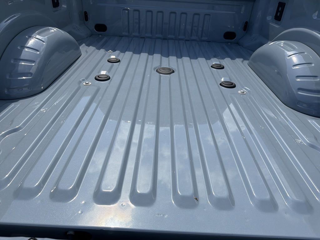 Used 2026 Ford F350 Platinum w/ Tremor Off-Road Package image 13