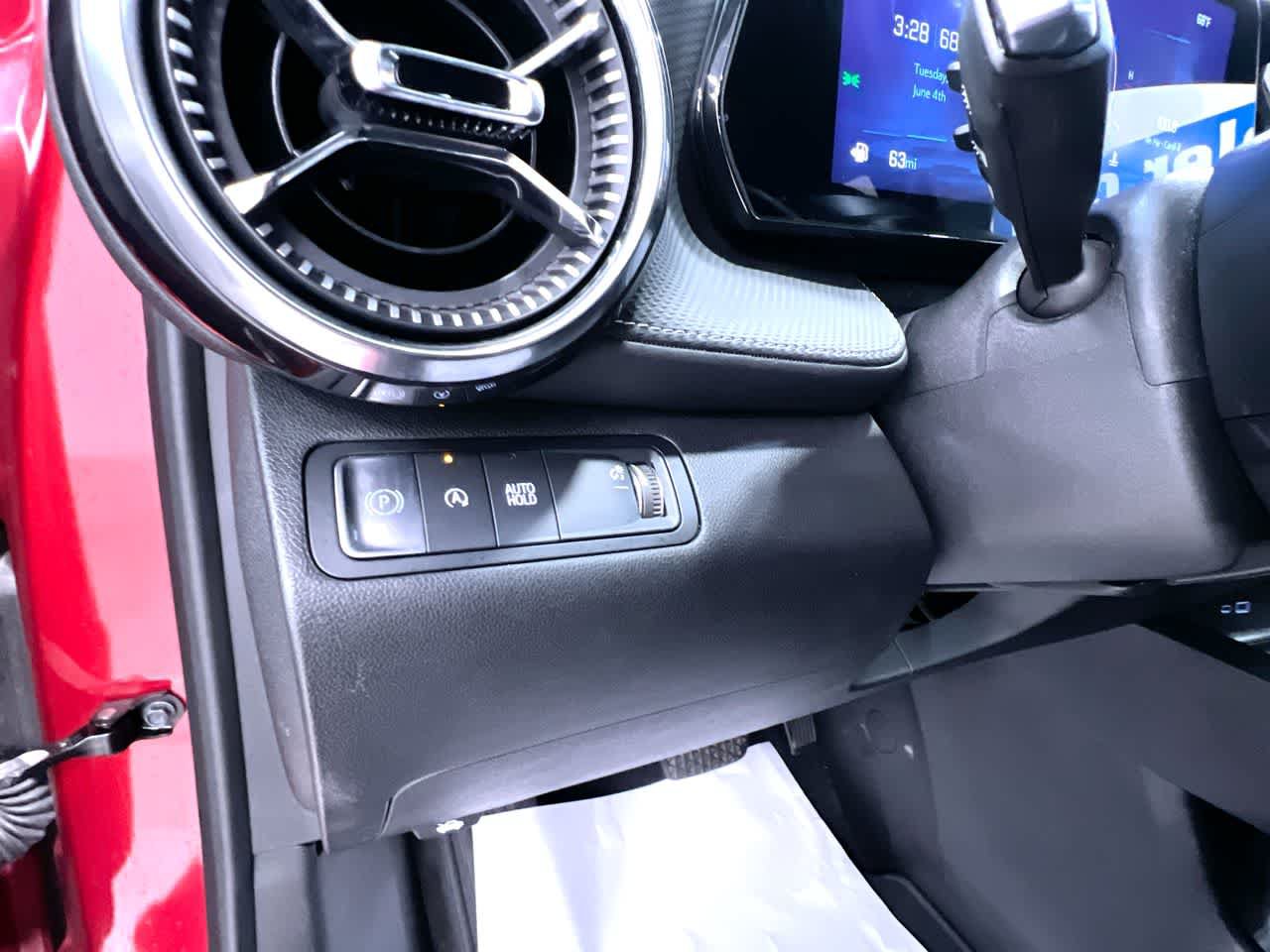 Used 2025 Chevrolet Equinox LT w/ Convenience Package II FWD image 16