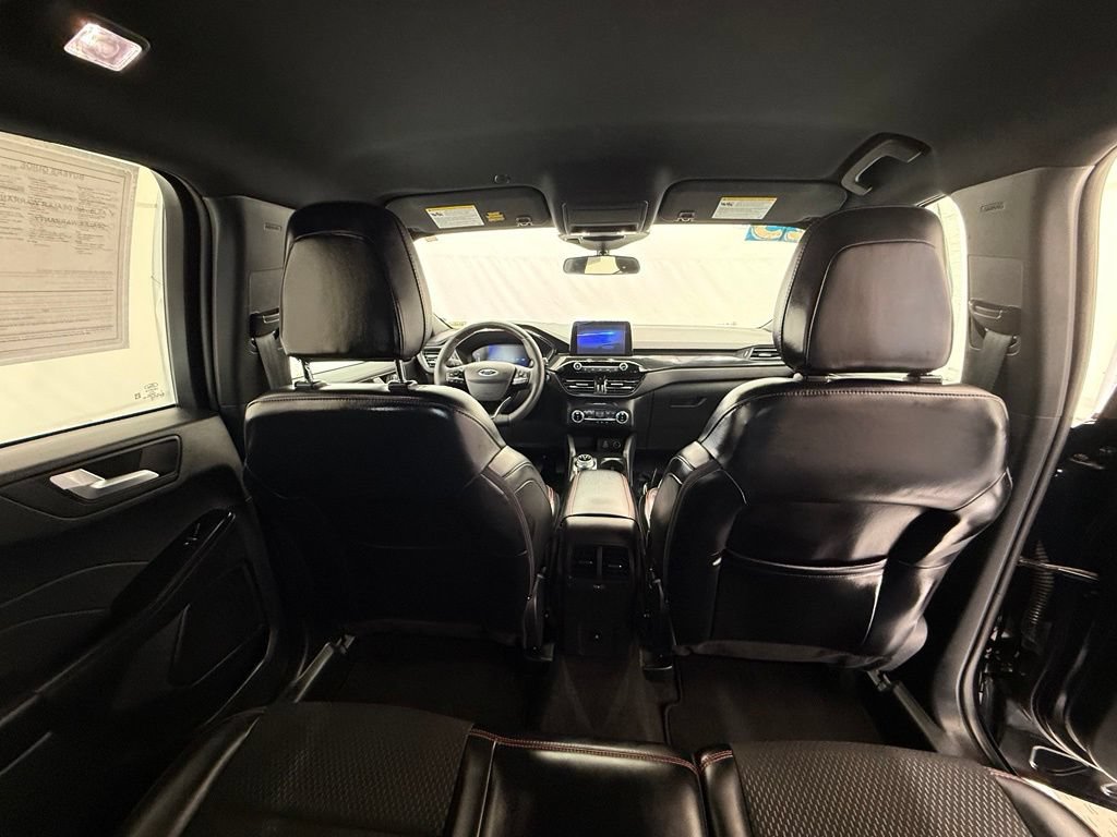 Used 2025 Ford Escape ST-Line Select AWD/4WD image 30