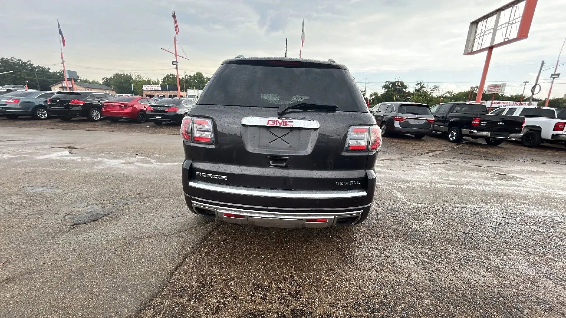 Used 2014 GMC Acadia Denali image 4