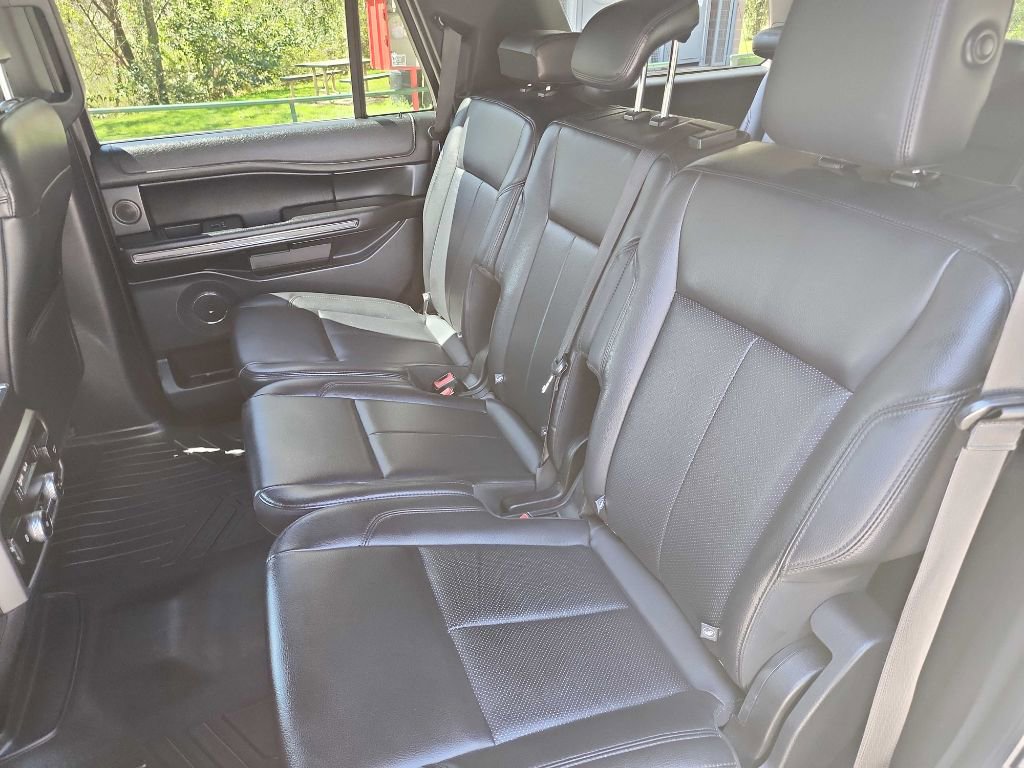 Used 2019 Ford Expedition XLT w/ Equipment Group 202A image 33