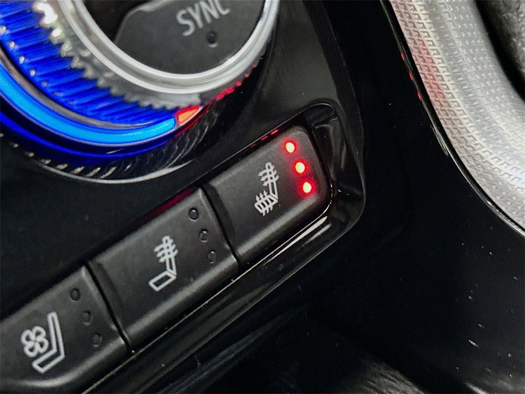 Used 2022 GMC Yukon XL Denali image 21