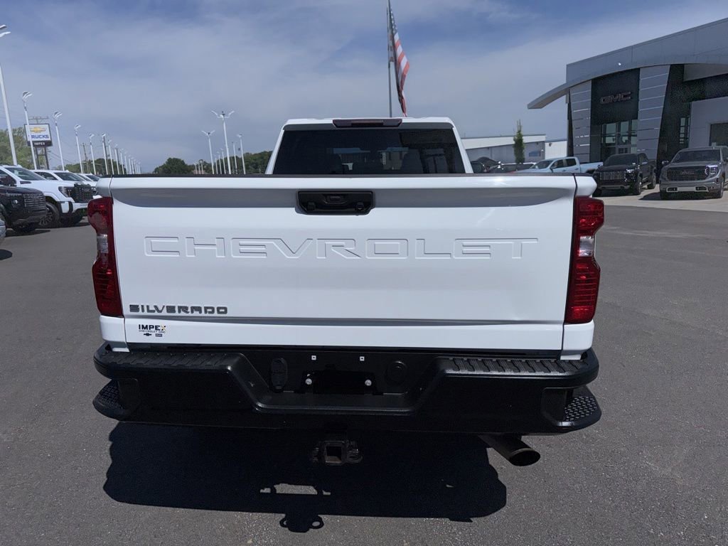 Used 2022 Chevrolet Silverado 2500 W/T w/ WT Convenience Package RWD image 4