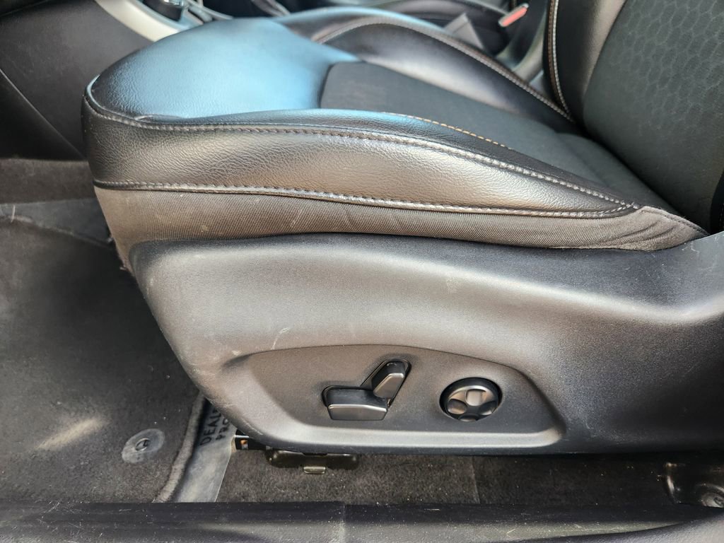 Used 2018 Jeep Compass Latitude w/ Popular Equipment Group image 15