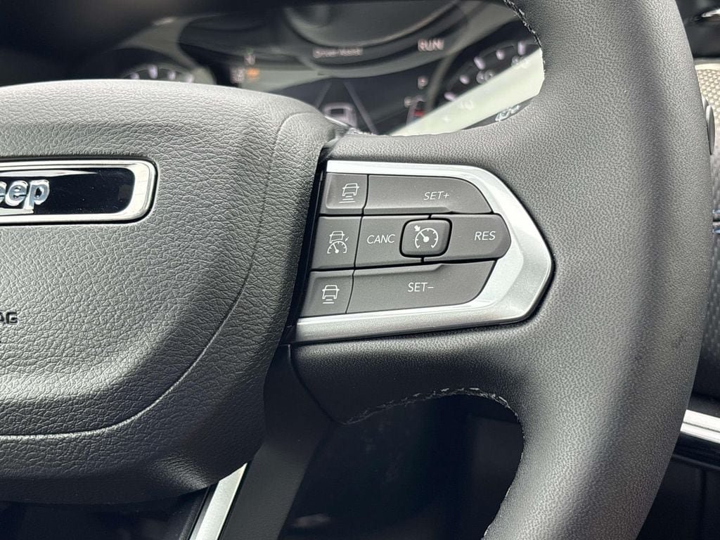 Certified 2026 Jeep Compass Limited AWD/4WD image 20